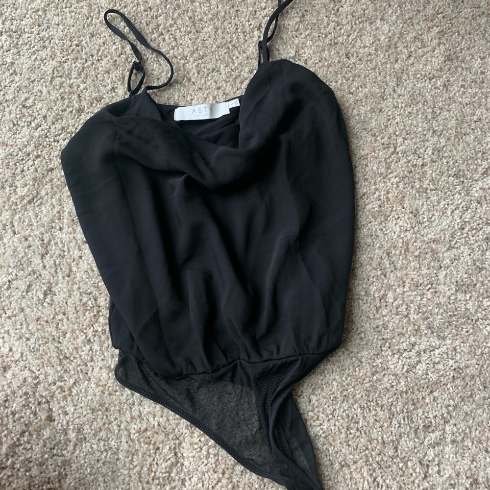 Astr the label black cowl neck bodysuit - Picture 11 of 13